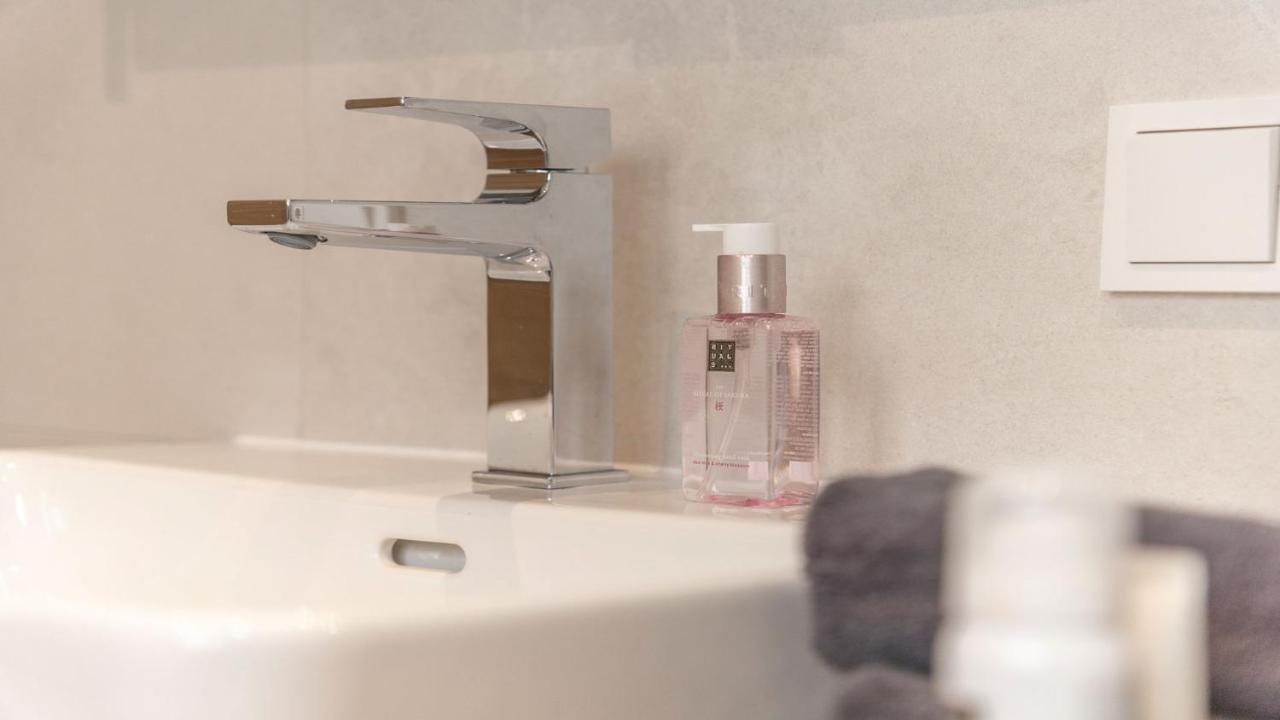 Stuwip Alps Appartements Adlerhorst Trins Eksteriør billede